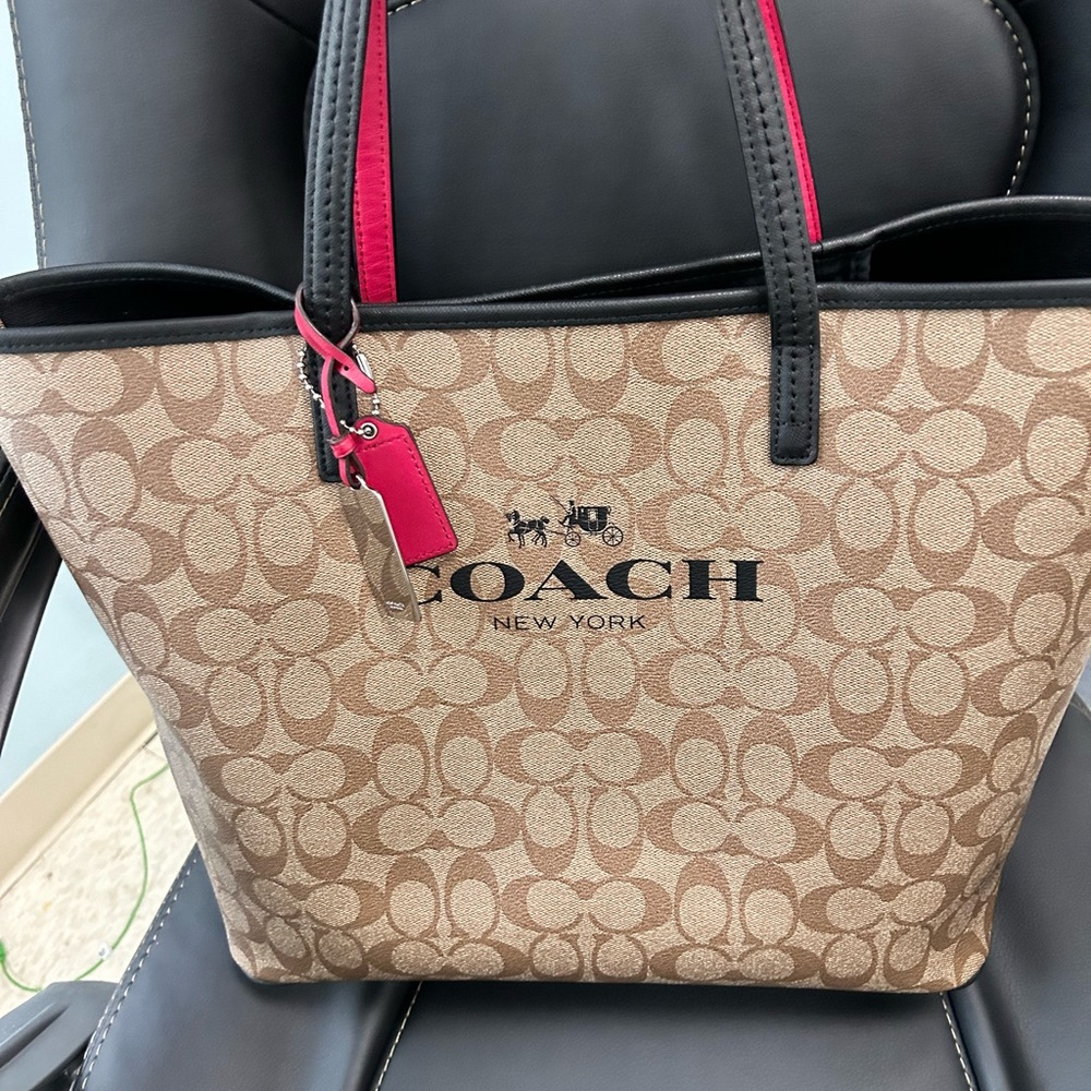 Coach Coach Signature C Coated Canvas Khaki & Red